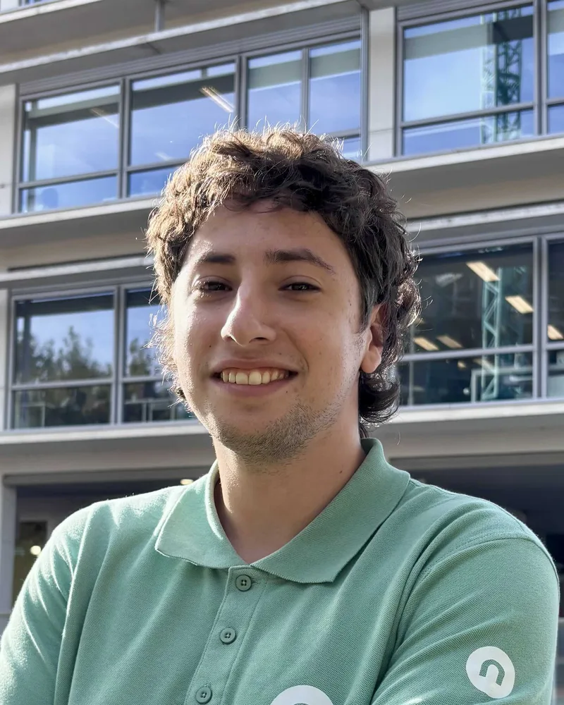 Oscar Madrigal